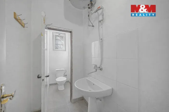 Pronájem obchodního prostoru, Teplice nad Metují, Komenského, 155 m2