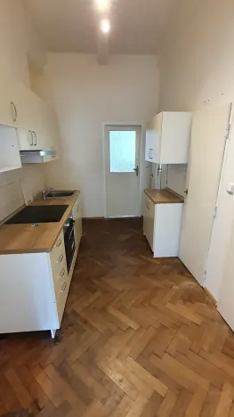 Pronájem bytu 2+kk, Praha - Smíchov, Radlická, 50 m2