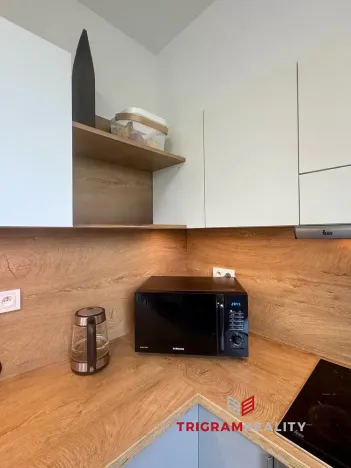 Pronájem bytu 2+kk, Praha - Veleslavín, Na okraji, 45 m2
