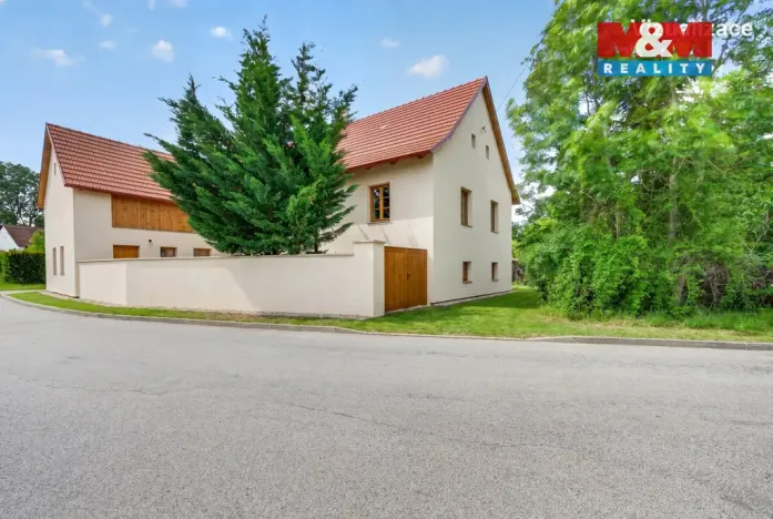 Prodej rodinného domu, Stříbřec - Mníšek, 211 m2