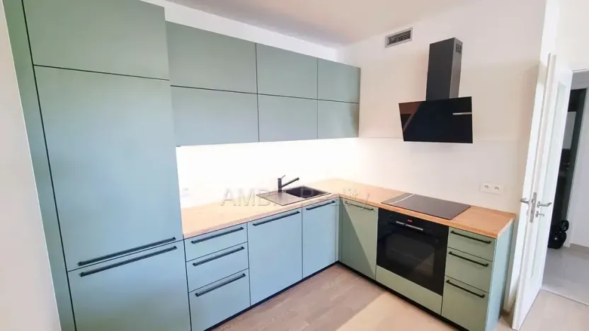 Pronájem bytu 2+kk, Praha - Modřany, Mezi vodami, 70 m2