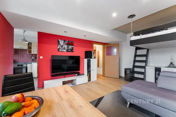 Prodej bytu 2+1, Benešov, Dukelská, 62 m2