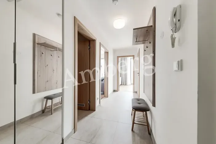Pronájem bytu 2+kk, Praha - Karlín, U Mlýnského kanálu, 56 m2