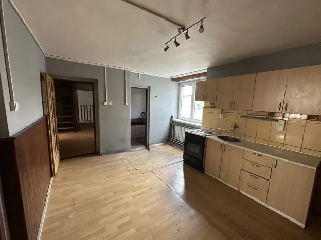 Prodej bytu 5+1, Přelouč, Husova, 136 m2