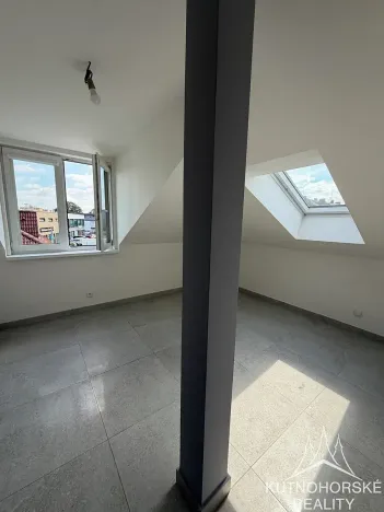 Pronájem bytu 2+kk, Kutná Hora, Waldhauserova, 45 m2