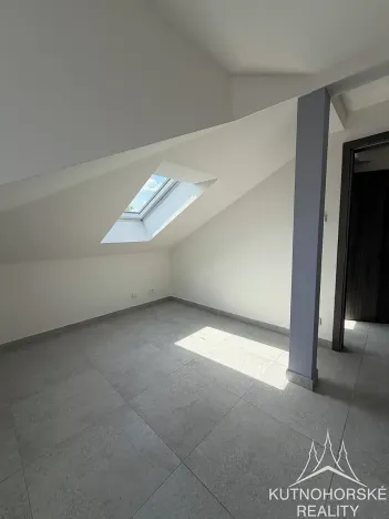 Pronájem bytu 2+kk, Kutná Hora, Waldhauserova, 45 m2