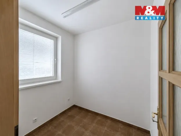 Pronájem obchodního prostoru, Žamberk, Náměstí Gen. Knopa, 96 m2
