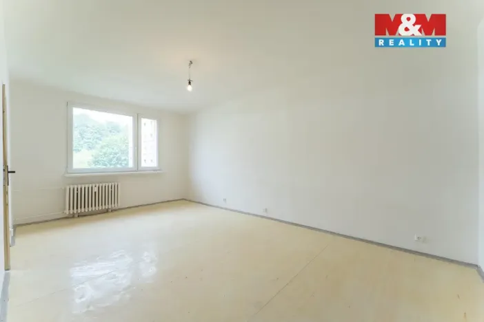 Prodej bytu 2+1, Desná - Desná II, Poštovní, 66 m2