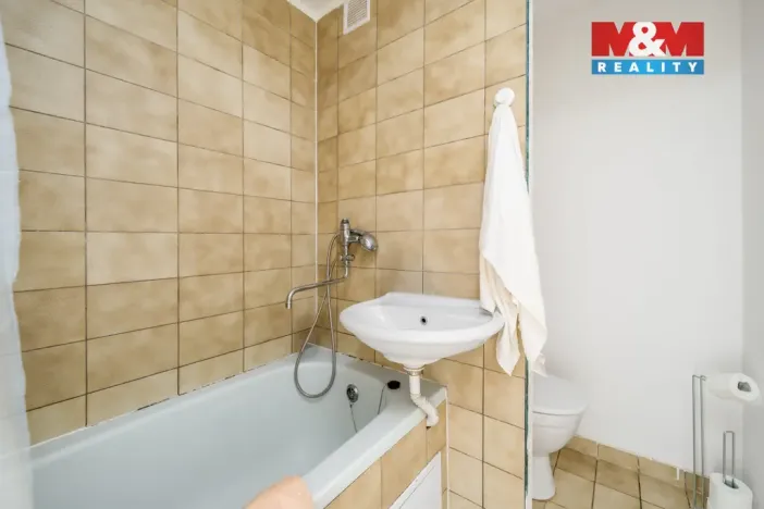 Prodej bytu 1+kk, Teplice - Řetenice, Bratislavská, 21 m2