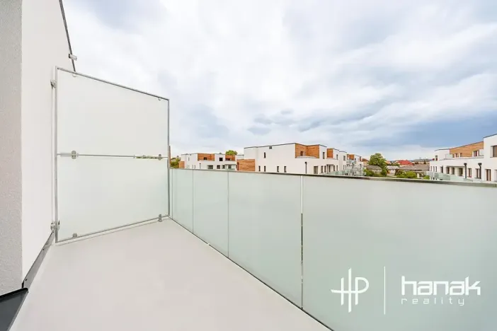 Prodej bytu 1+kk, Olomouc, Třída Jiřího Pelikána, 33 m2