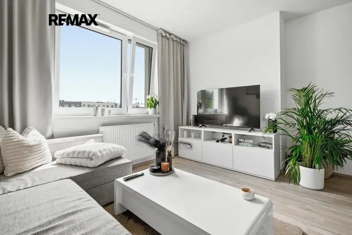 Prodej bytu 2+kk, Praha - Vysočany, Strnadových, 50 m2