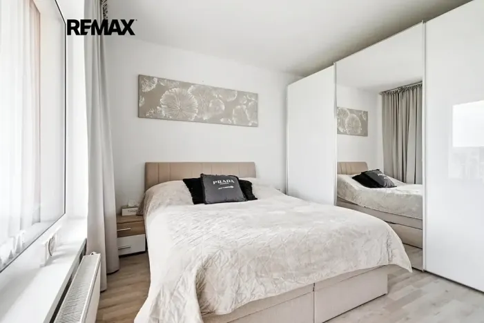 Prodej bytu 2+kk, Praha - Vysočany, Strnadových, 50 m2