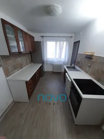 Pronájem bytu 2+1, Praha - Hloubětín, Konzumní, 58 m2