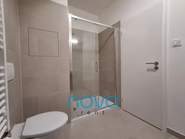 Pronájem bytu 1+kk, Praha - Vysočany, Gerstelova, 41 m2