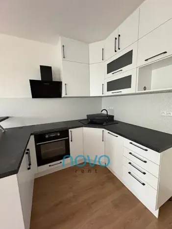 Pronájem bytu 2+kk, Praha - Hlubočepy, Ondrákové, 53 m2