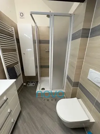 Pronájem bytu 3+1, Praha - Vinohrady, Na Kozačce, 115 m2