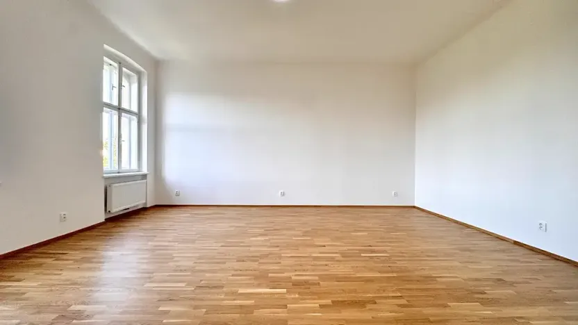 Pronájem bytu 2+kk, Brno, náměstí 28. října, 73 m2
