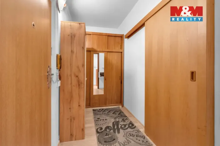 Prodej bytu 2+kk, Pardubice - Studánka, Jana Zajíce, 48 m2