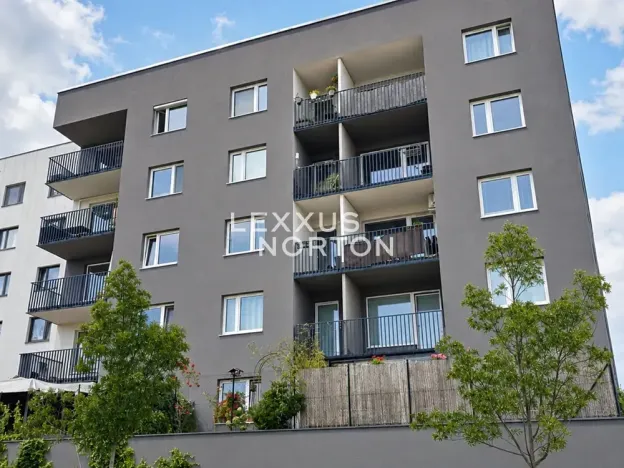 Pronájem bytu 1+kk, Praha - Vysočany, Strnadových, 34 m2