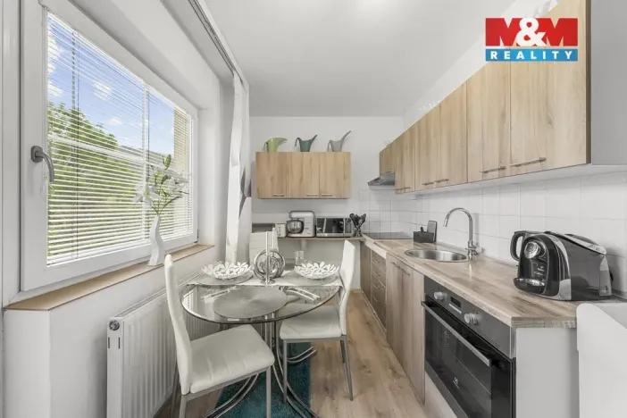 Prodej bytu 2+1, Chlumec, Stradovská, 51 m2