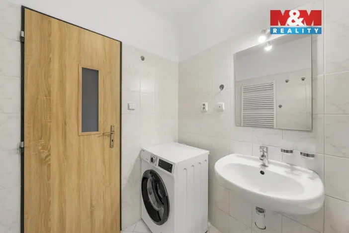 Prodej bytu 2+1, Chlumec, Stradovská, 51 m2