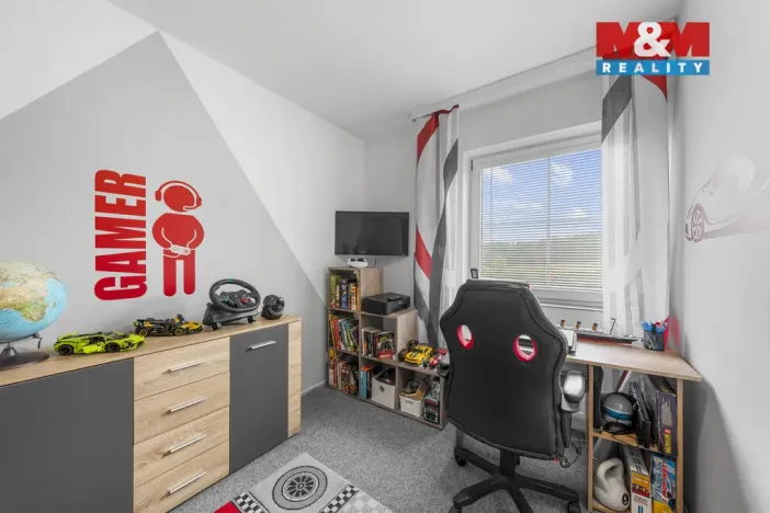 Prodej bytu 2+1, Chlumec, Stradovská, 51 m2