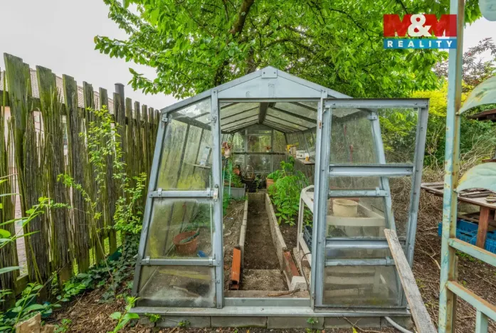 Prodej rodinného domu, Sadská, Pístecká, 220 m2