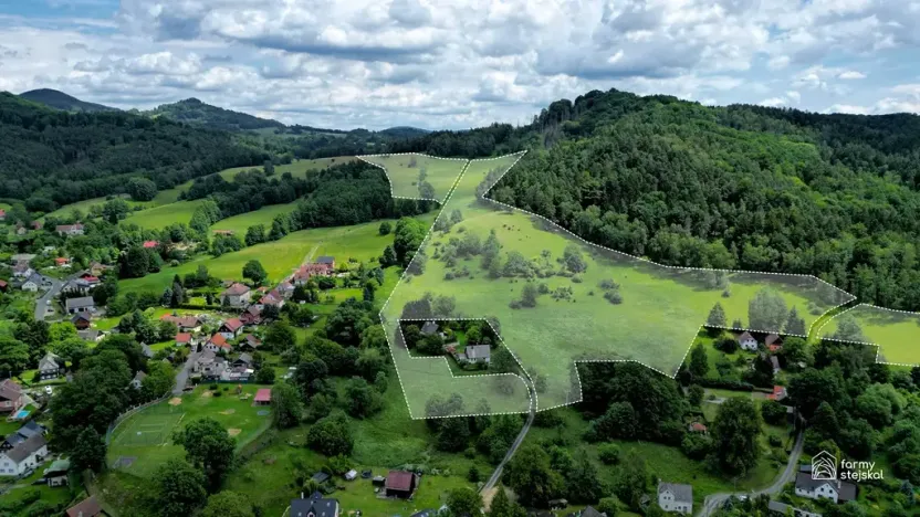 Prodej louky, Kunratice, 331914 m2