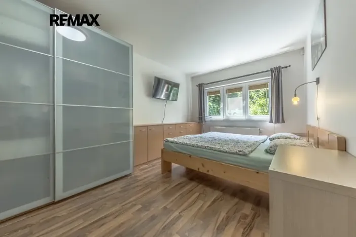 Prodej bytu 2+kk, Praha - Modřany, K Vystrkovu, 62 m2
