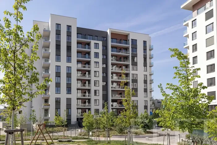 Pronájem bytu 2+kk, Praha - Hrdlořezy, V třešňovce, 53 m2