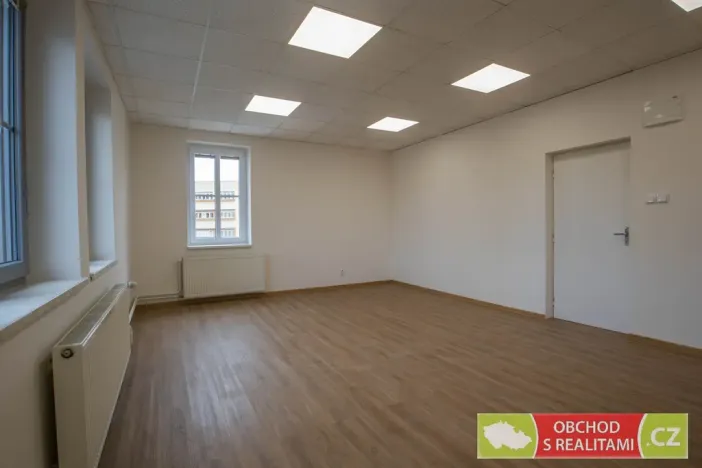 Pronájem kanceláře, Říčany, 17. listopadu, 24 m2