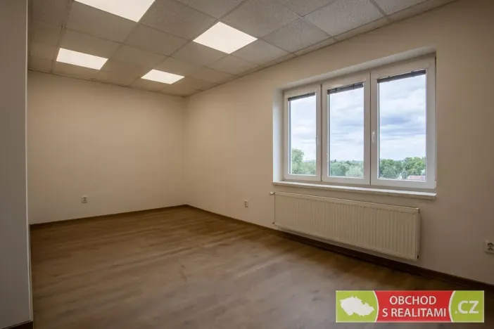 Pronájem kanceláře, Říčany, 17. listopadu, 24 m2