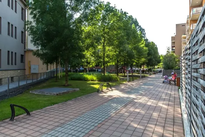Pronájem bytu 2+kk, Praha - Holešovice, Varhulíkové, 53 m2