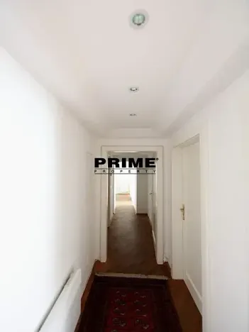 Pronájem bytu 3+1, Praha - Malá Strana, Sněmovní, 85 m2