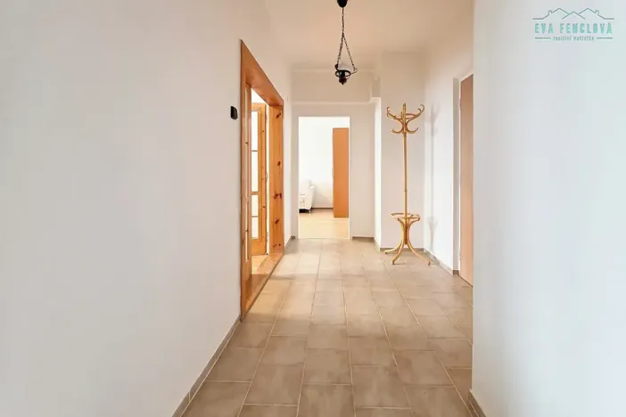 Prodej bytu 2+1, Plzeň, Částkova, 56 m2