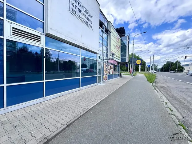 Pronájem kanceláře, Pardubice, Bělehradská, 35 m2