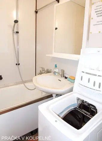 Pronájem pokoje, Brno, Běloruská, 10 m2