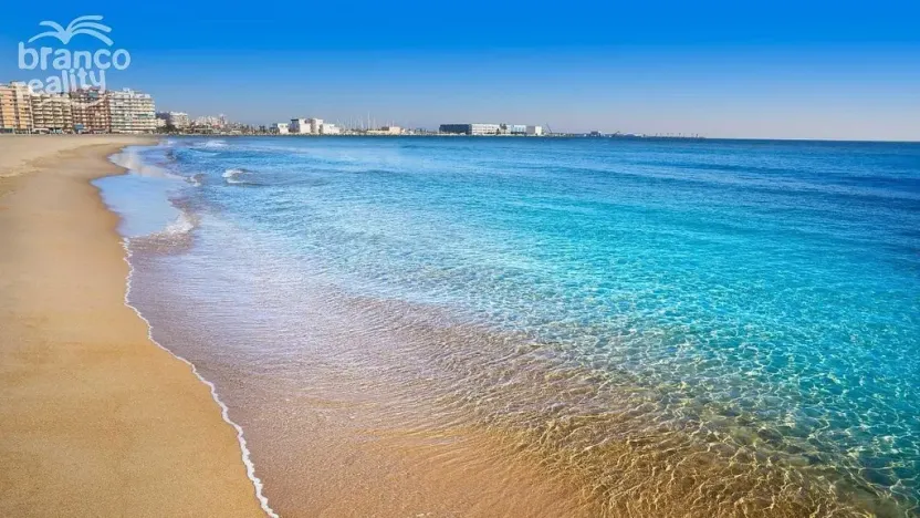 Prodej bytu 3+kk, Santa Pola, Alicante, Španělsko, 75 m2