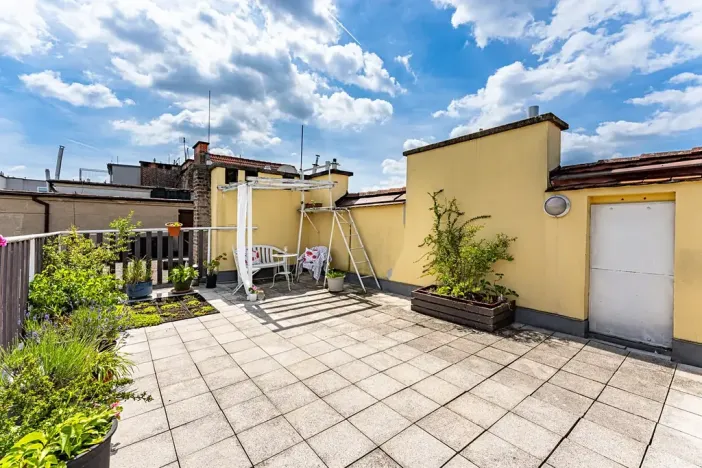 Pronájem bytu 3+kk, Praha - Bubeneč, U Sparty, 110 m2