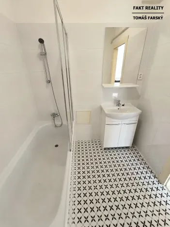 Pronájem bytu 2+kk, Ústí nad Labem, Na Popluží, 45 m2