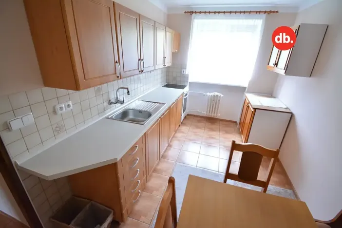 Prodej bytu 2+1, Ostrov, Luční, 64 m2