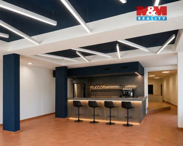 Prodej obchodního prostoru, Okrouhlo, 1076 m2