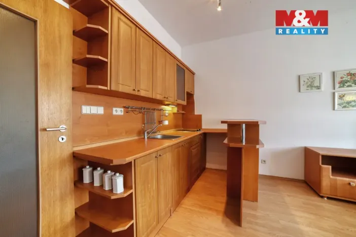 Pronájem bytu 1+kk, Mariánské Lázně, Masarykova, 32 m2