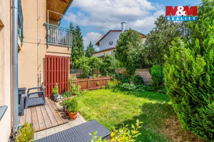 Prodej bytu 2+kk, Nehvizdy, Pražská, 60 m2
