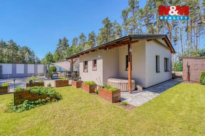 Prodej rodinného domu, Plzeň - Lhota, Rekreační, 75 m2