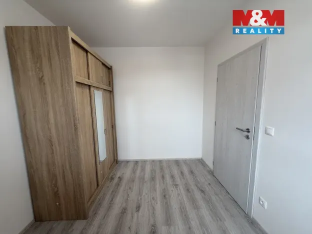 Pronájem bytu 2+kk, Hořice, Karla Kofránka, 37 m2