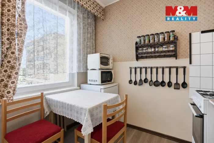 Prodej bytu 2+1, Kralupy nad Vltavou - Lobeček, Krakovská, 40 m2