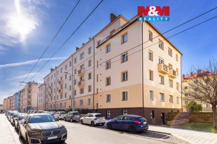 Prodej bytu 3+1, Pardubice - Zelené Předměstí, Sladkovského, 83 m2
