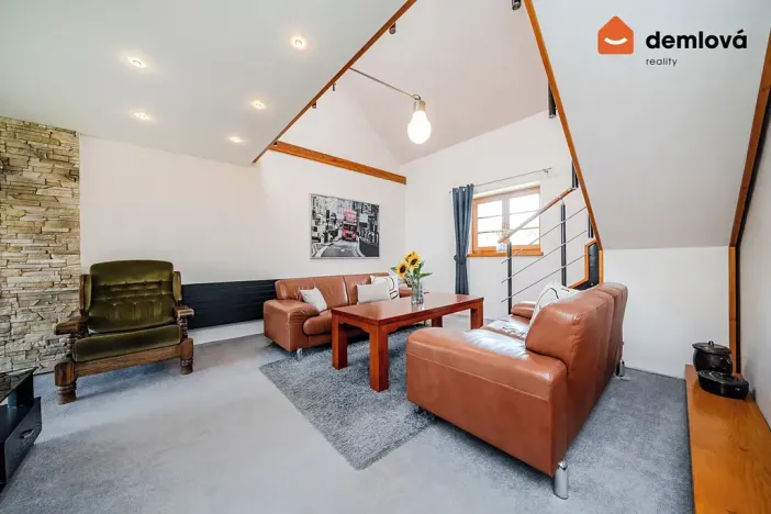 Prodej chalupy, Melč, 309 m2