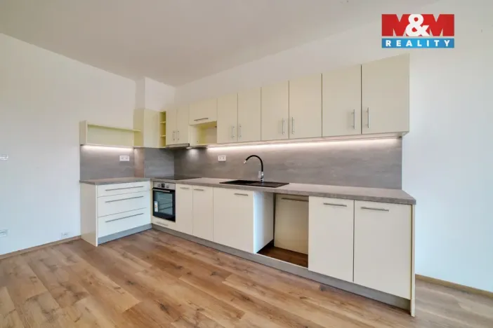 Pronájem bytu 2+kk, Lázně Kynžvart, Královské svahy, 53 m2